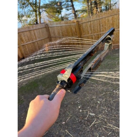 Lawn & Garden Essential Oscillating Sprinkler | Water Sprinkler for Yard - Picture 2 of 3